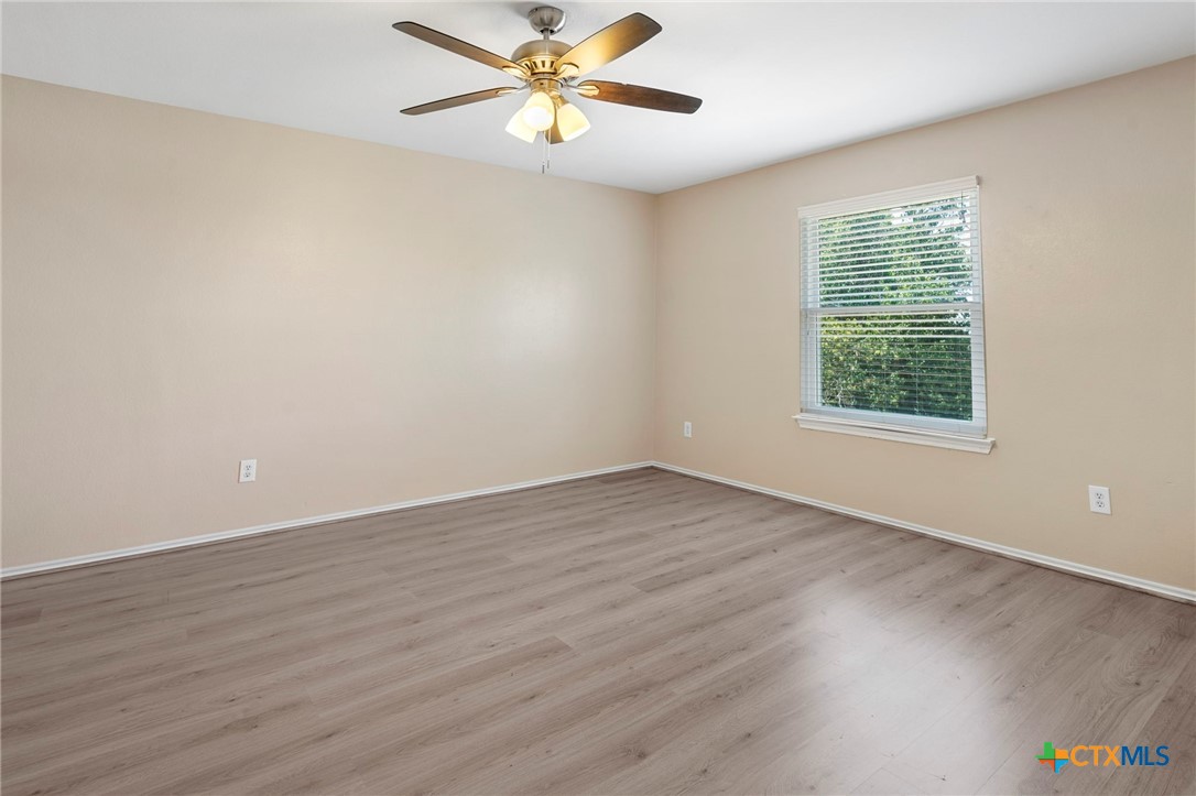 108 Colt Loop Property Photo 27