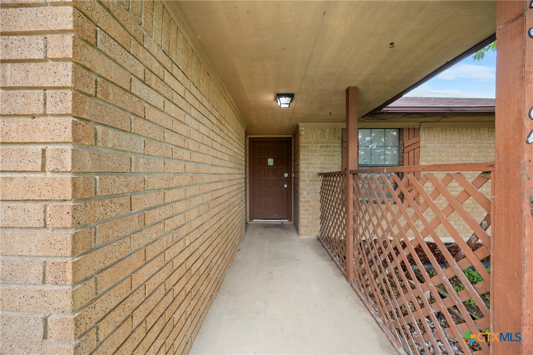 312 Saddle Drive Property Photo 3
