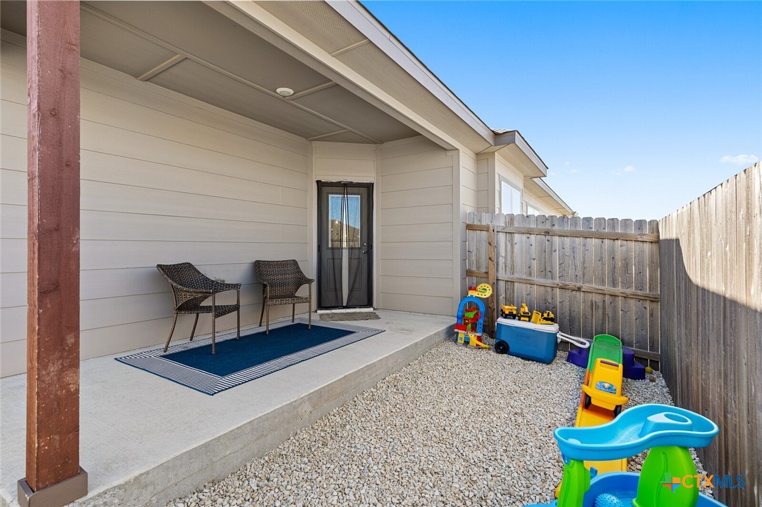 1422 Fiddle Wood Way Property Photo 31