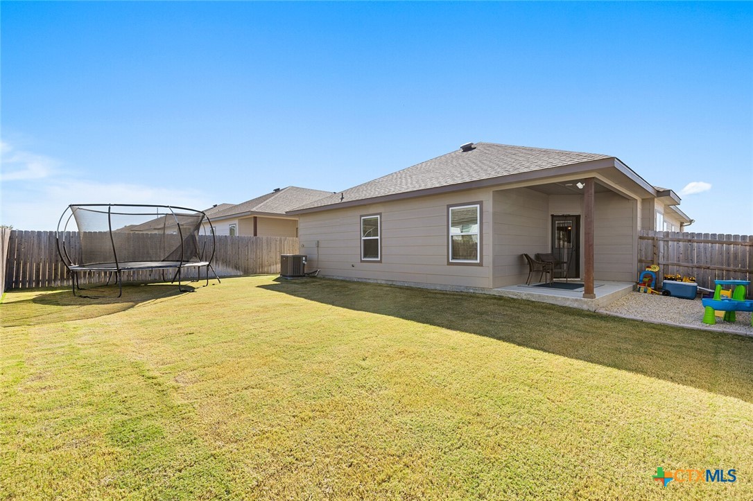 1422 Fiddle Wood Way Property Photo 33