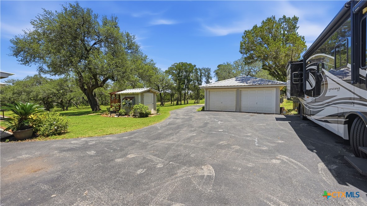 2694 Fm 2722 Property Photo 7