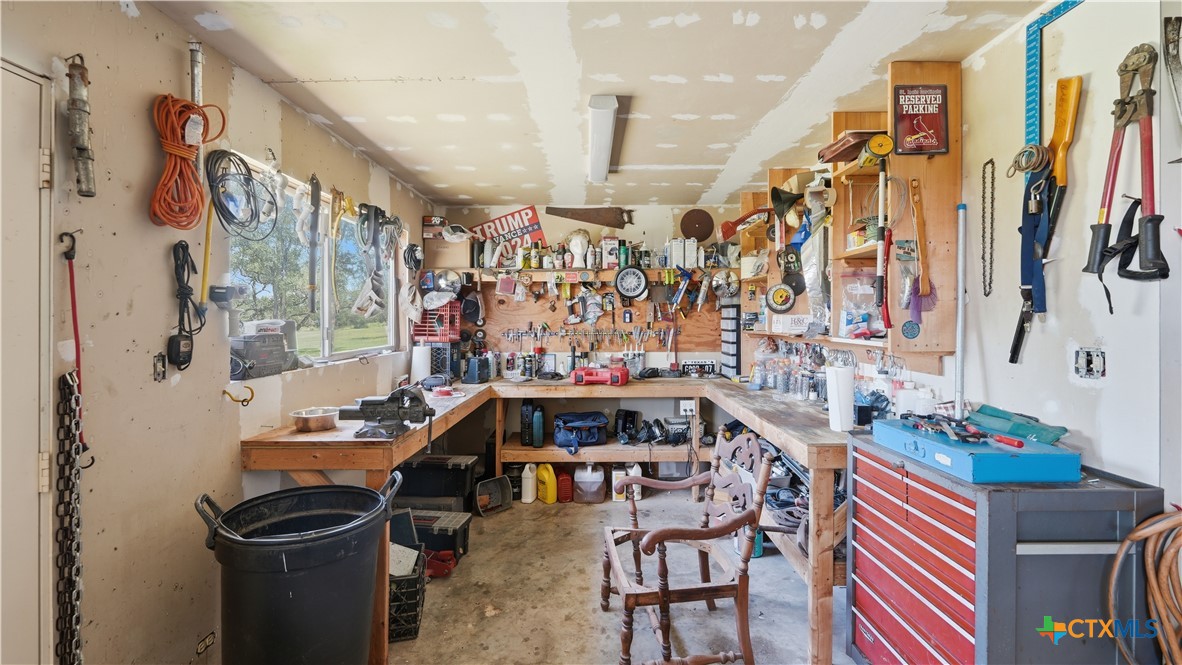 2694 Fm 2722 Property Photo 39