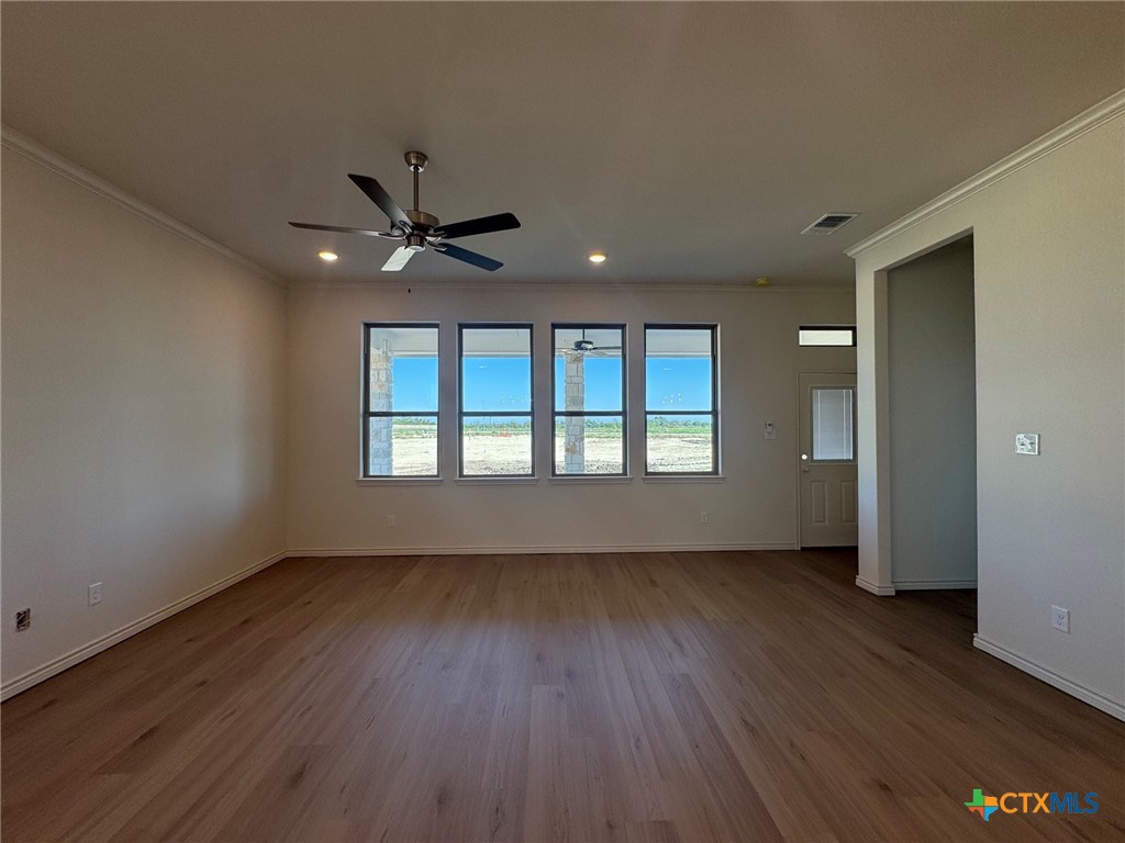 10262 Kimberlite Drive Property Photo 9