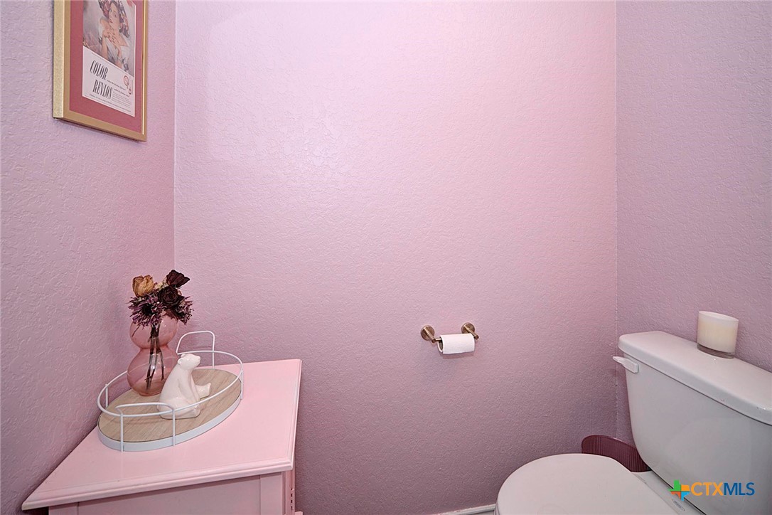 152 Honey Oak Lane Property Photo 17