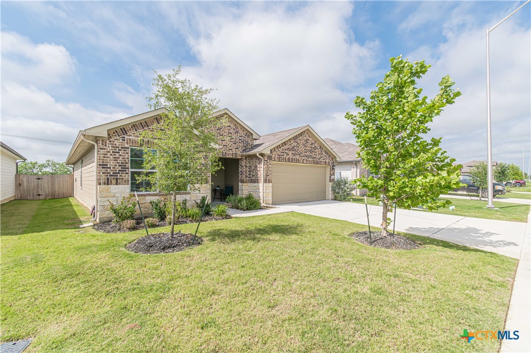 844 Peccary Place Property Photo 1