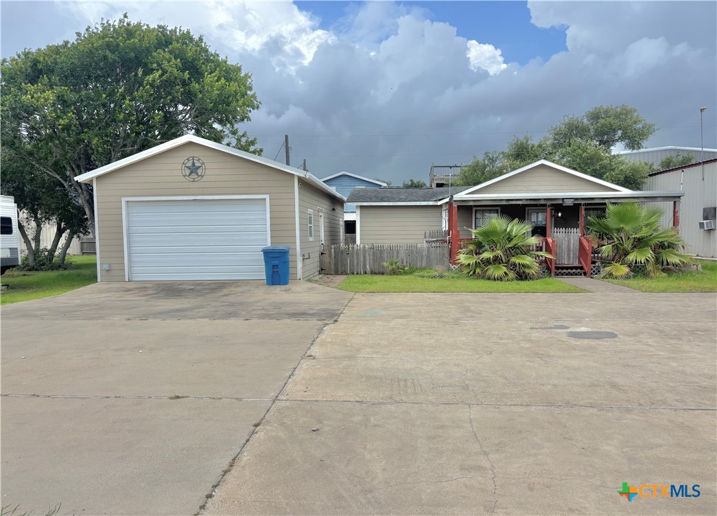 101 Cassie Street Property Photo 1