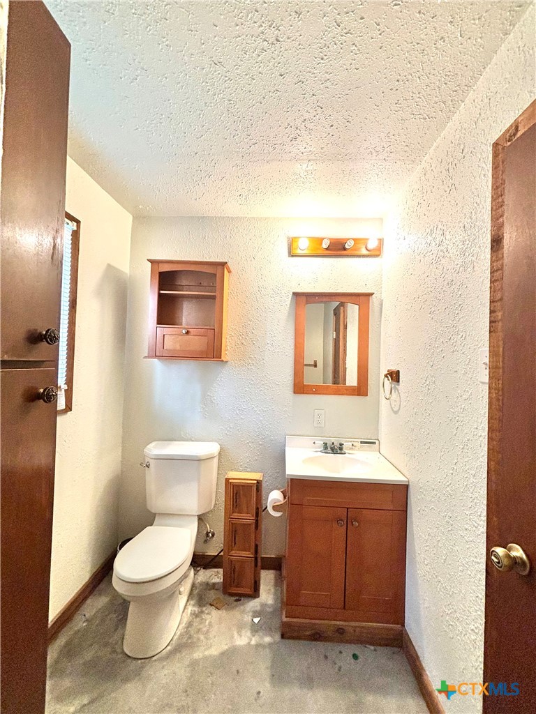 101 Cassie Street Property Photo 43