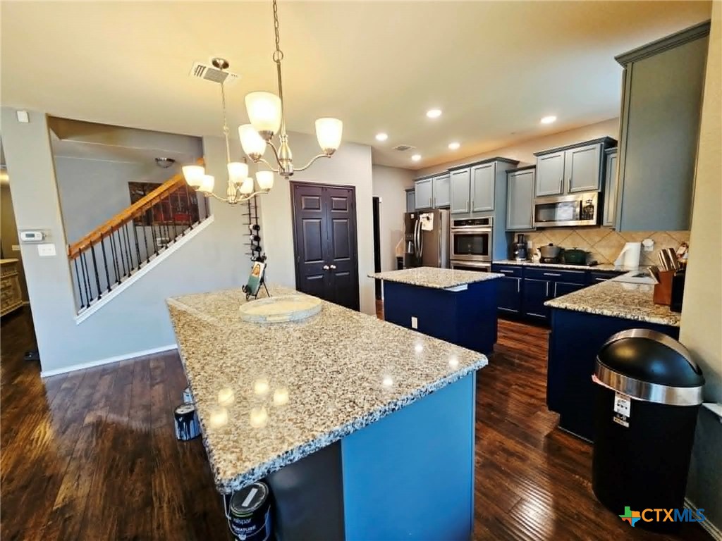 6305 Clear Brook Drive Property Photo 7