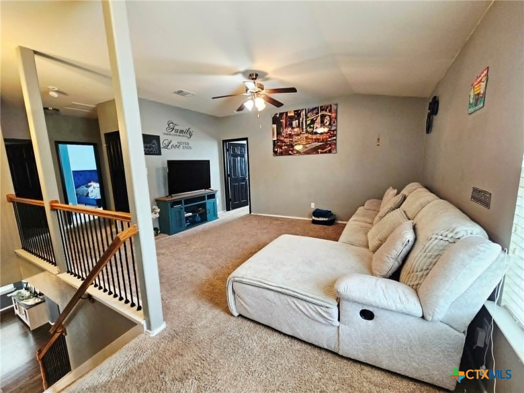 6305 Clear Brook Drive Property Photo 9