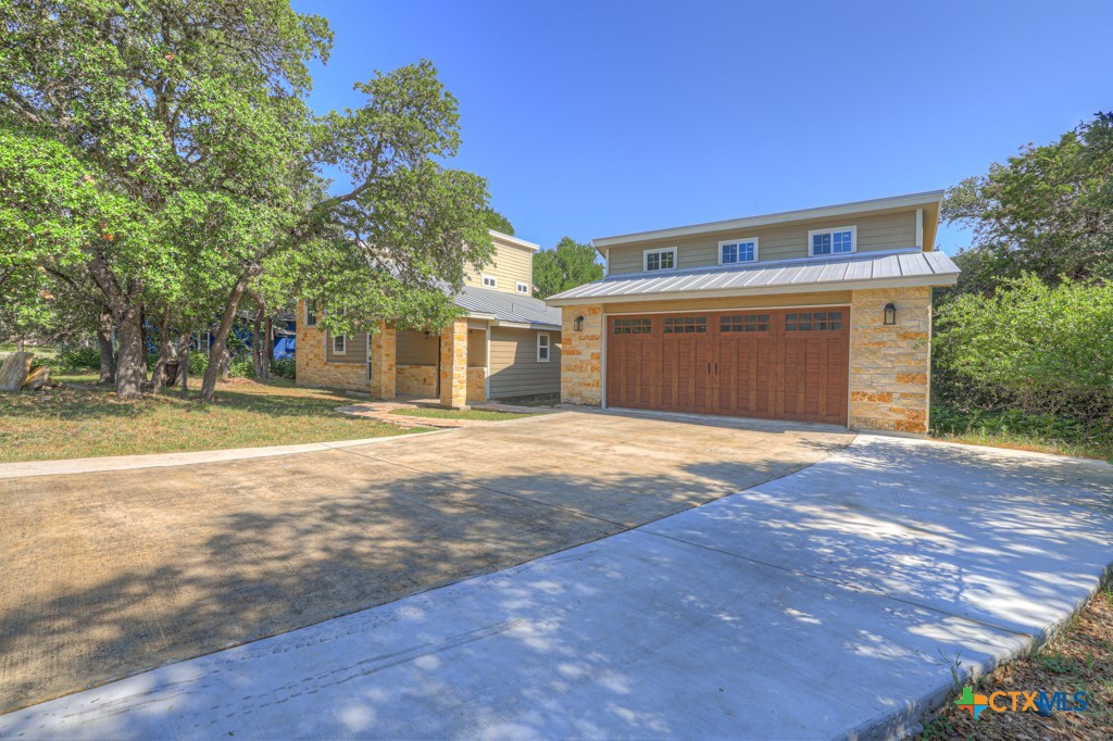 3055 Lakeview Drive Property Photo 5