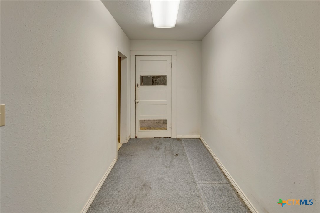 119 E Main Street Property Photo 21