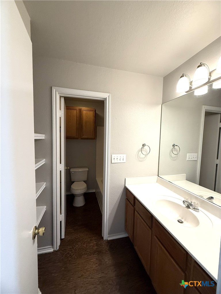 2744 Fm-1044 Property Photo 15