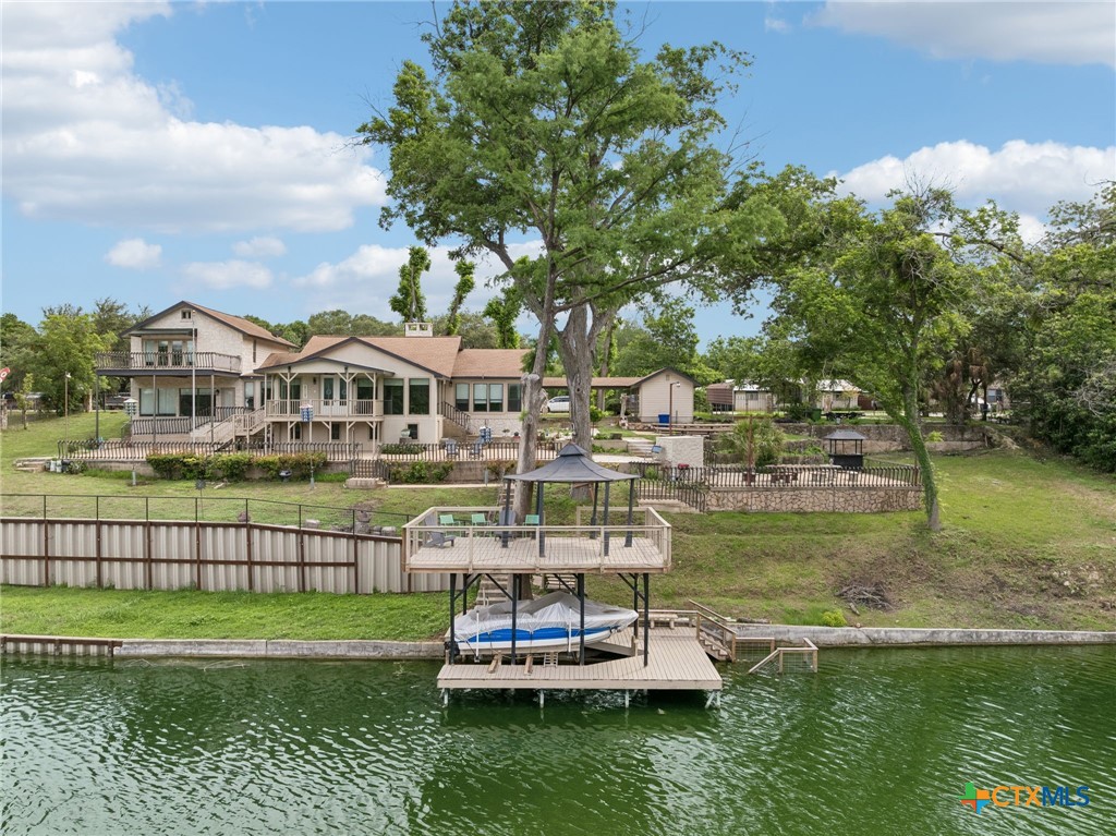 939 Reiley Road Property Photo 1