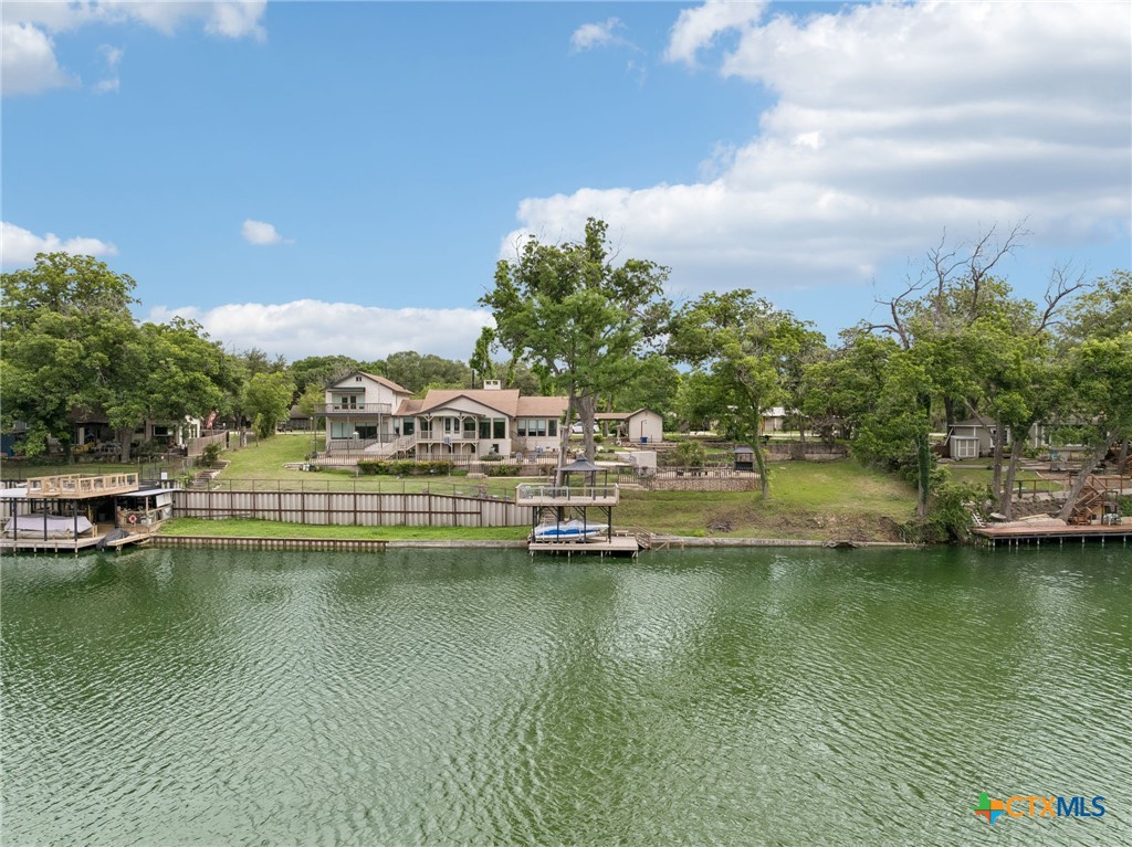 939 Reiley Road Property Photo 4