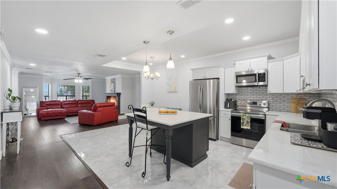 734 Summerwood Drive