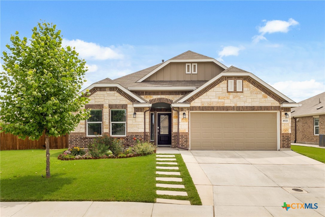 8935 Rancher Place Property Photo 1