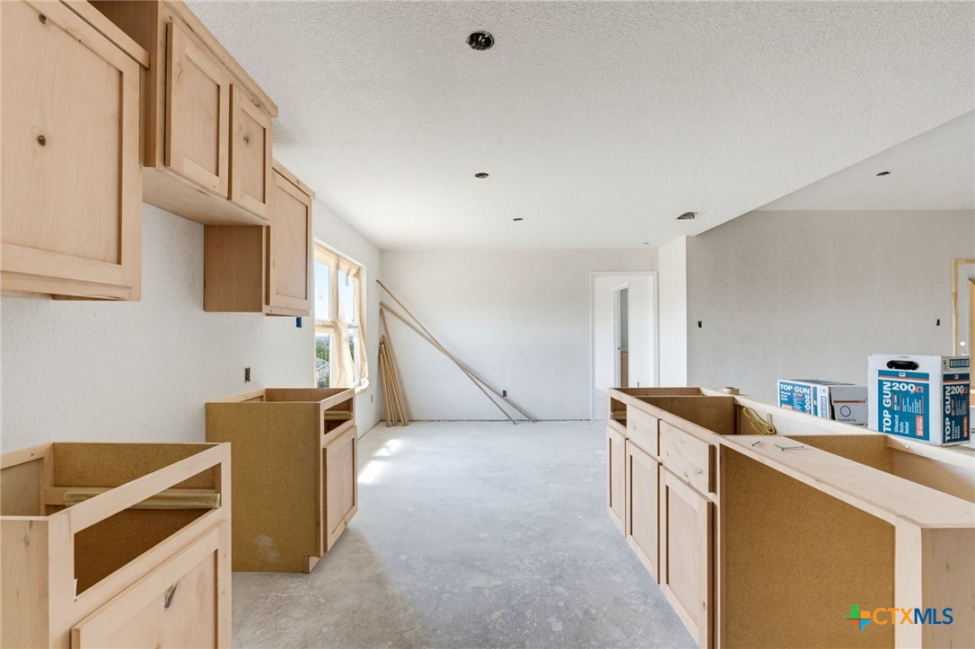 129 Reed Henry Drive Property Photo 4