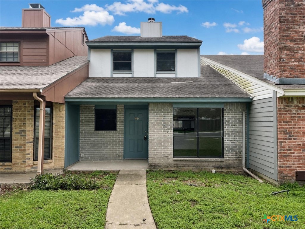 104 Maplewood Drive A Property Photo 1