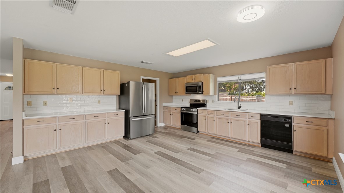 7338 Raintree Forest Property Photo 19