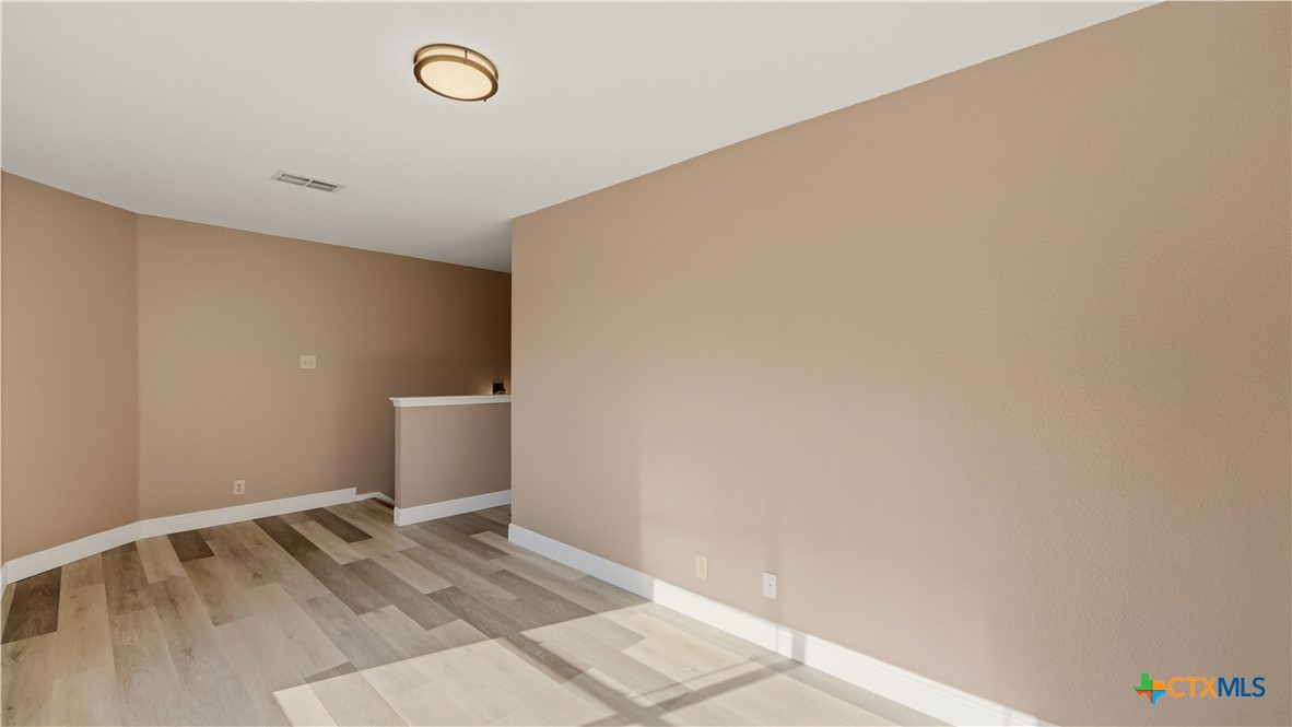 7338 Raintree Forest Property Photo 23