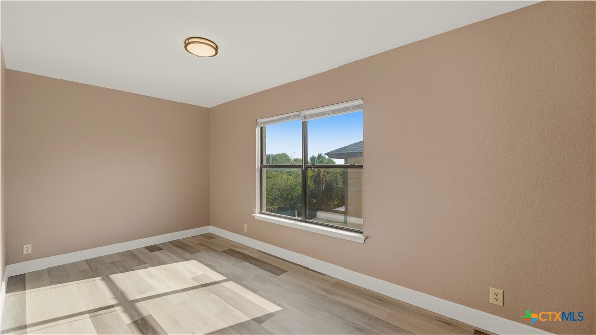 7338 Raintree Forest Property Photo 24
