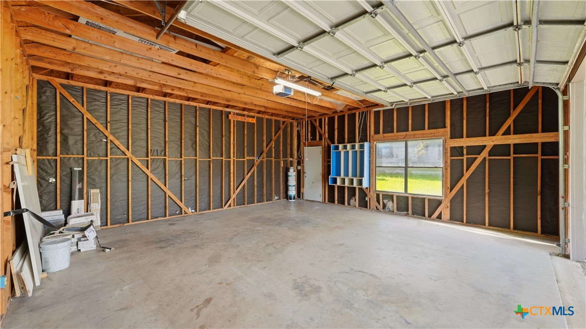 7338 Raintree Forest Property Photo 47
