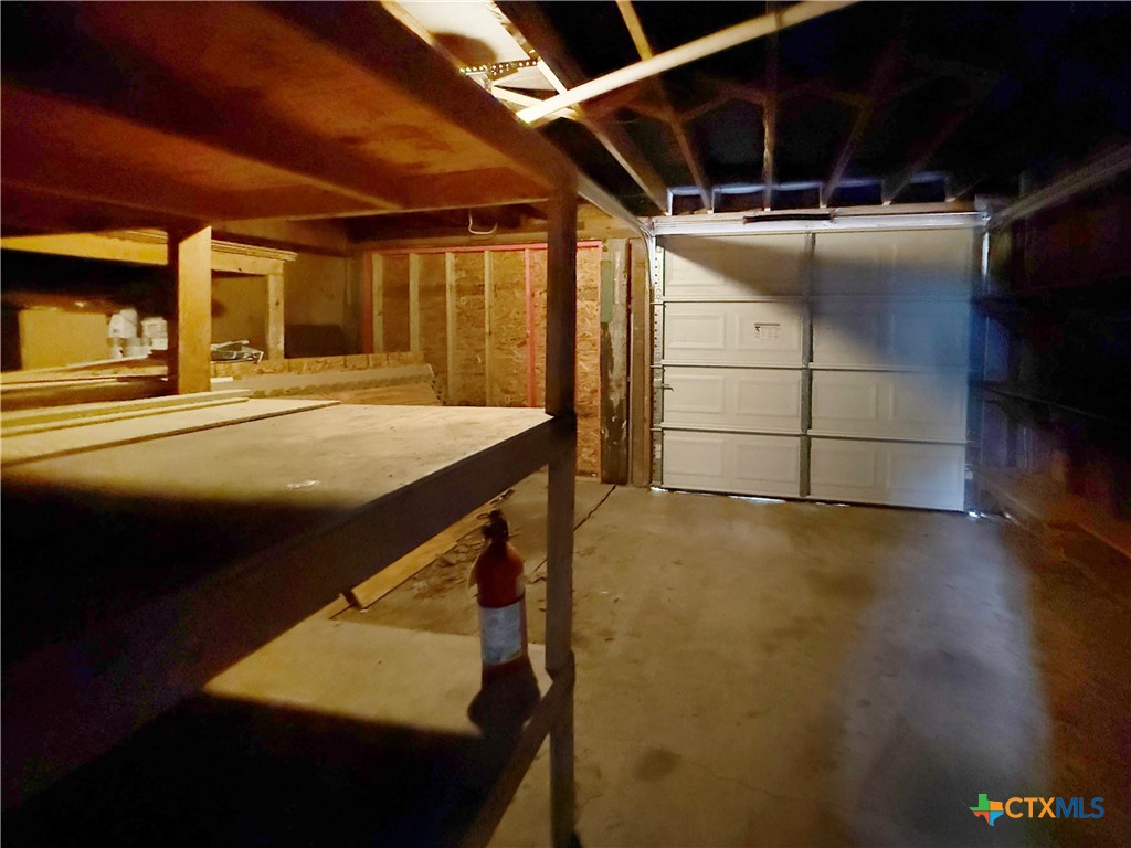 204 E Austin Street Property Photo 14