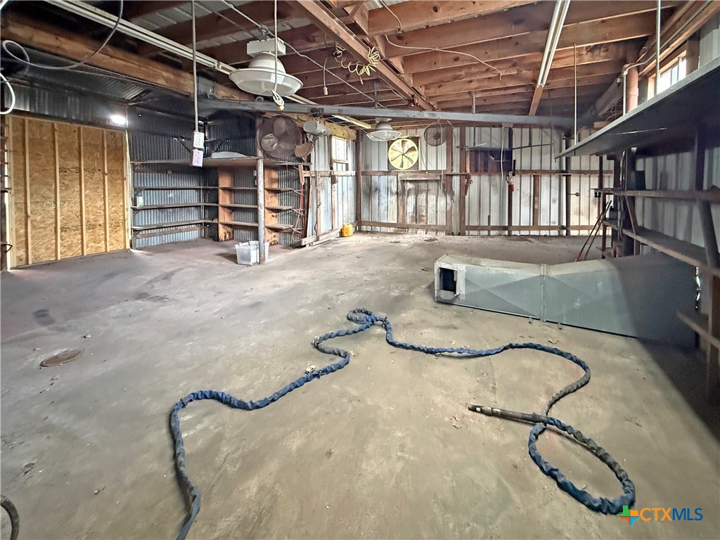204 E Austin Street Property Photo 15