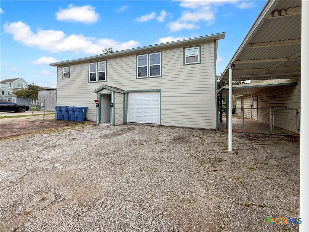 204 E Austin Street Property Photo 17
