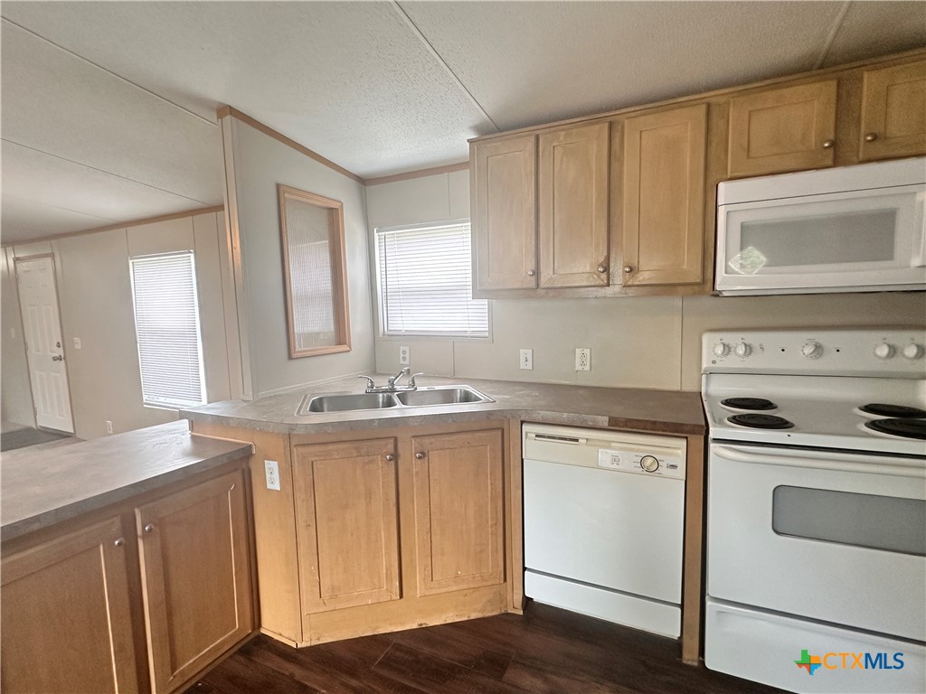 208 Picasso Drive Property Photo 18