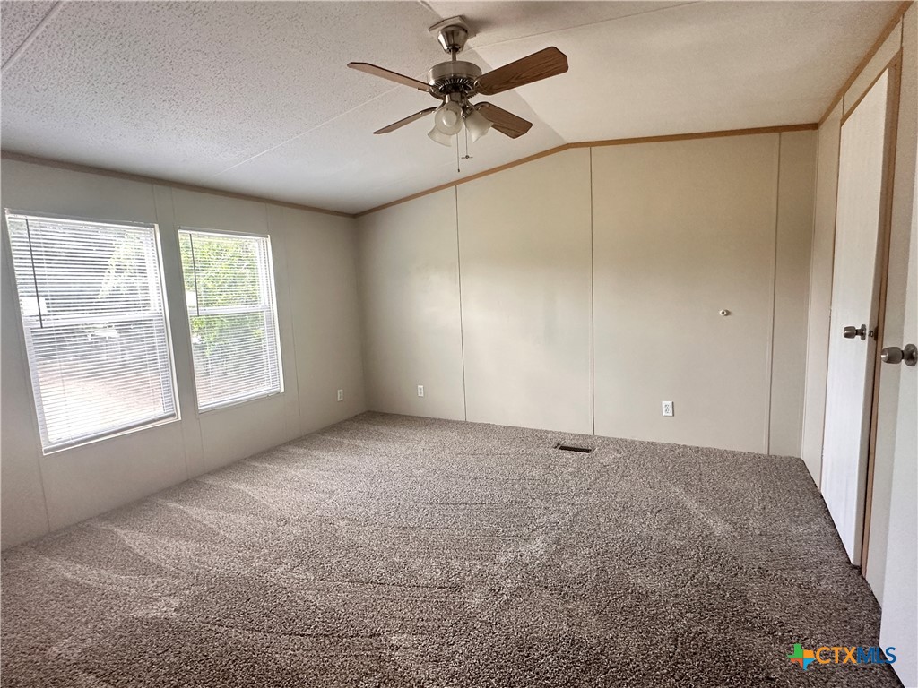 208 Picasso Drive Property Photo 20