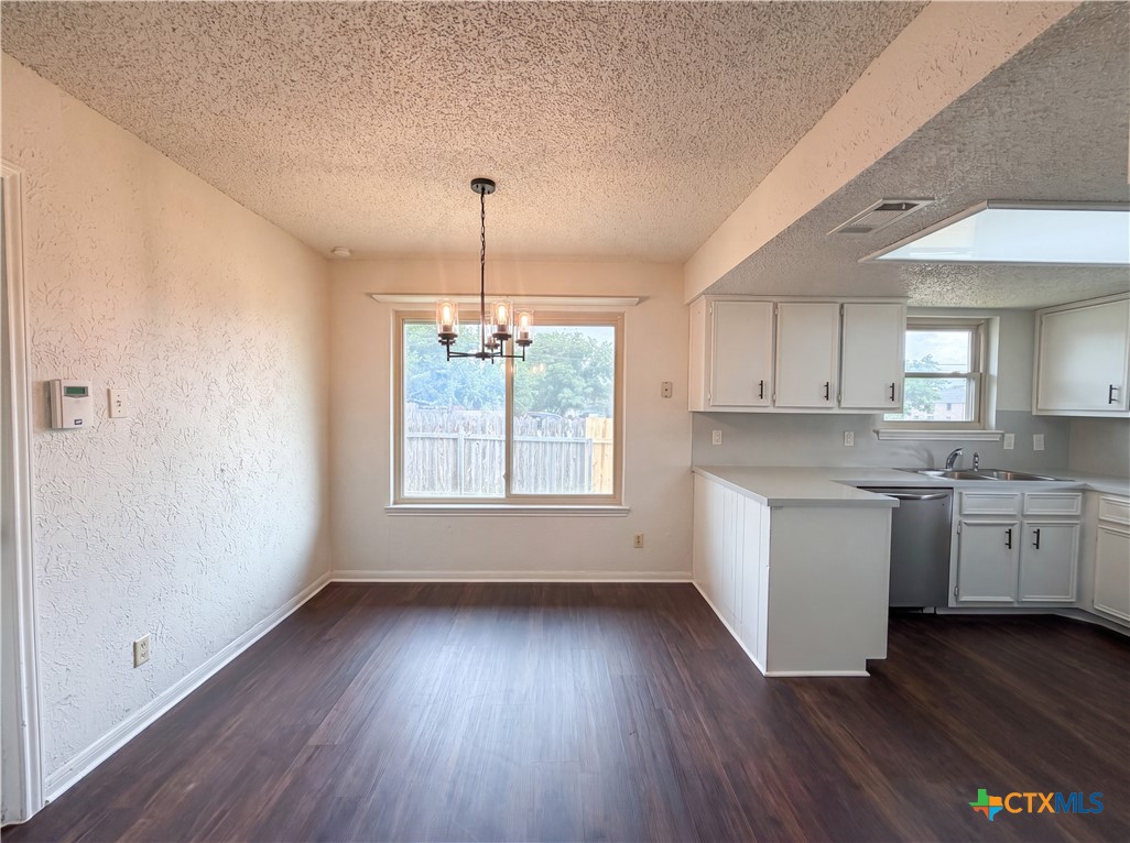 2012 Stardust Street Property Photo 6