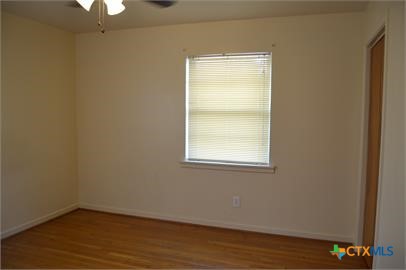 712 Alexander Street Property Photo 6