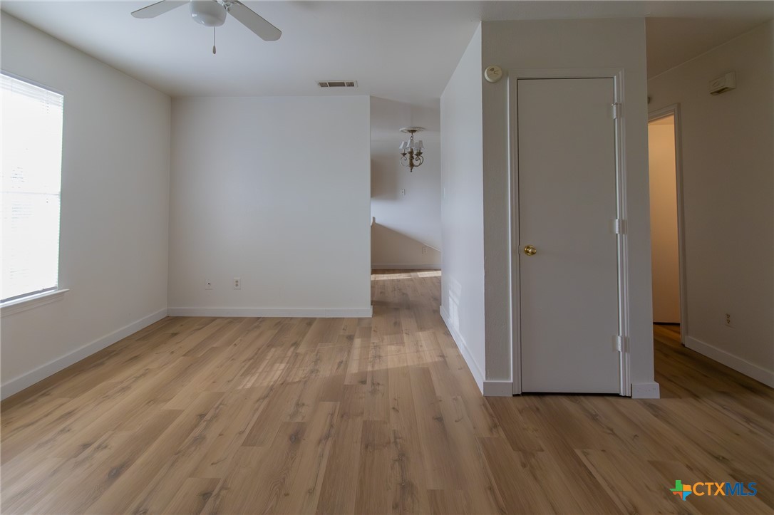 1601 Benttree Drive C Property Photo 5