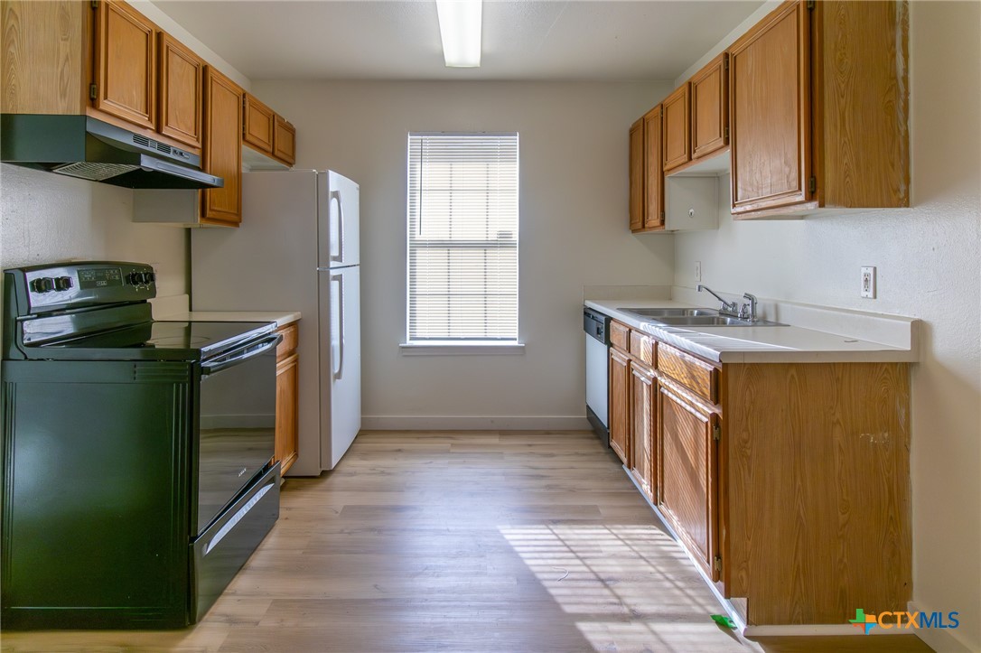 1601 Benttree Drive C Property Photo 6