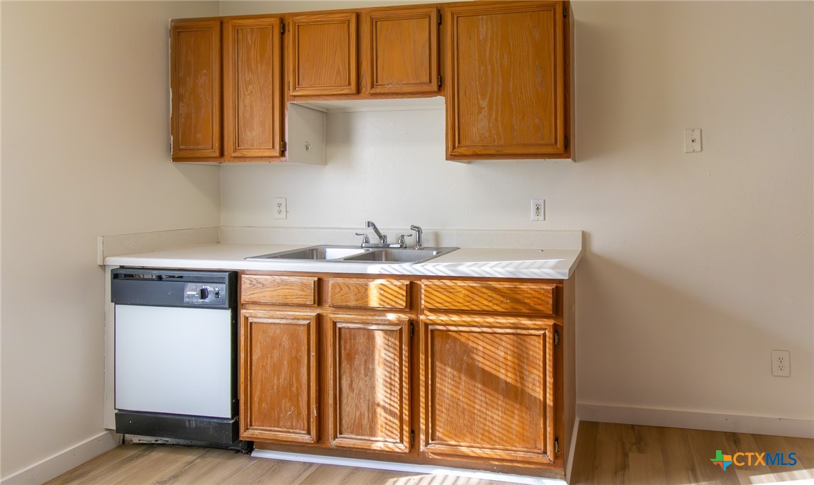 1601 Benttree Drive C Property Photo 8