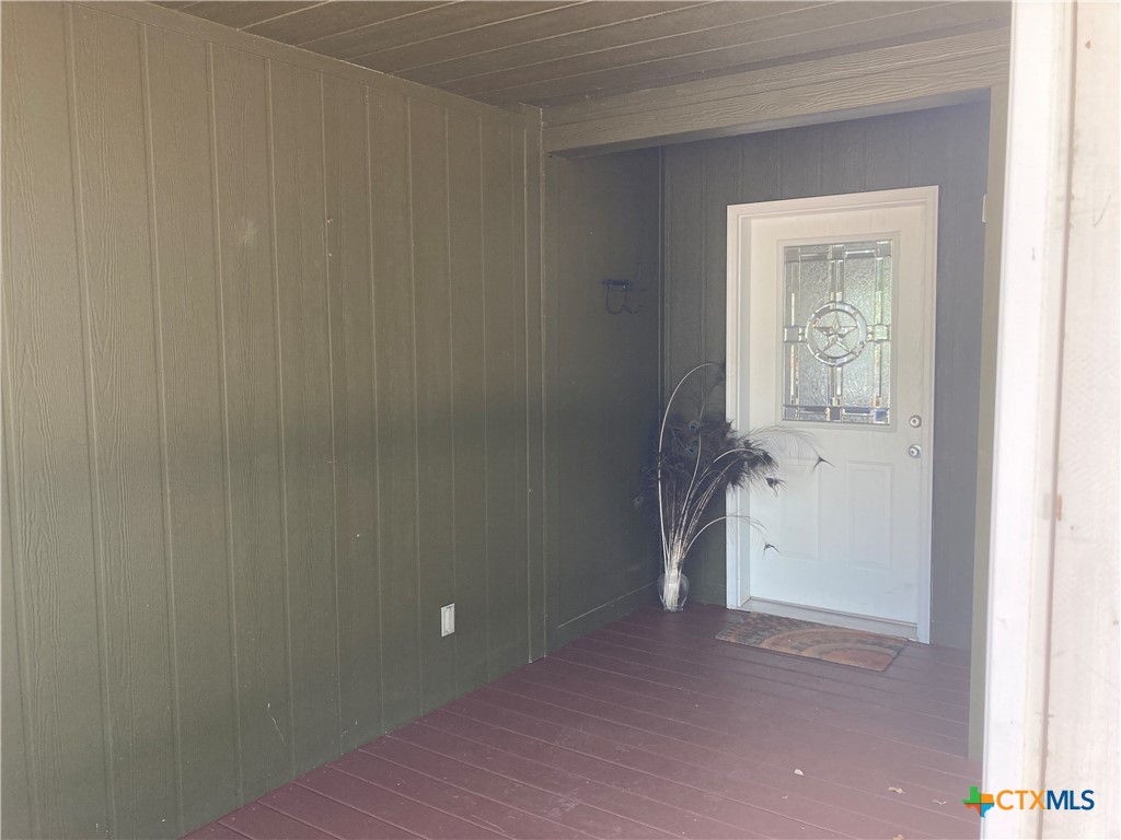 800 Thurman Road Property Photo 2