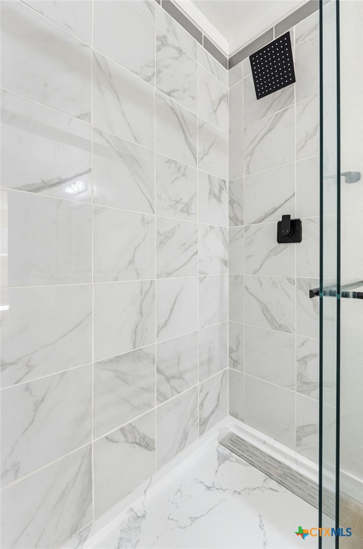 2103 Dickens Drive Property Photo 5