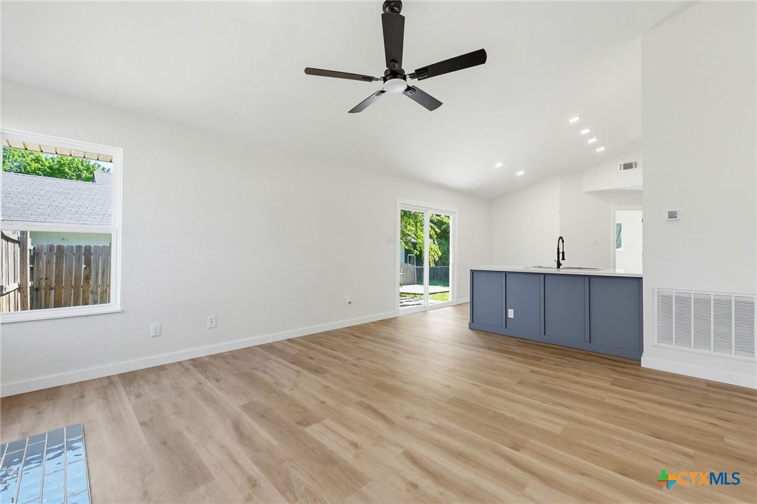 2103 Dickens Drive Property Photo 26