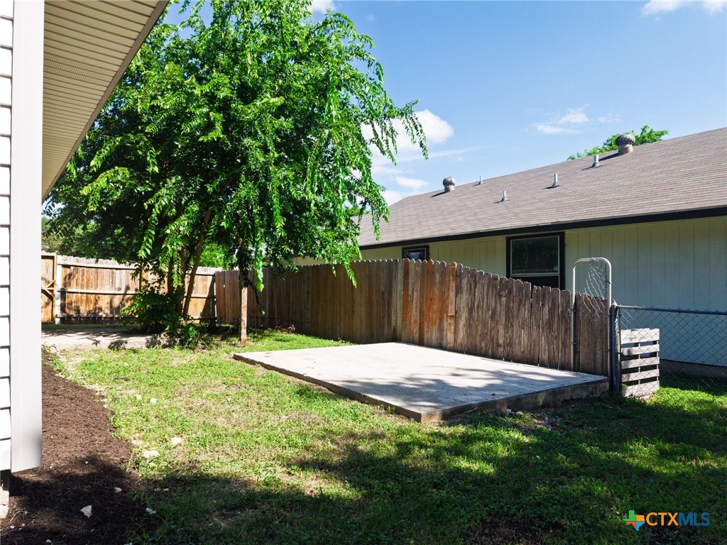 2103 Dickens Drive Property Photo 37
