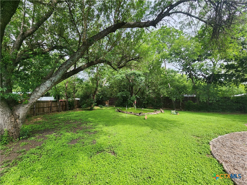 5222 Pine Place Property Photo 10