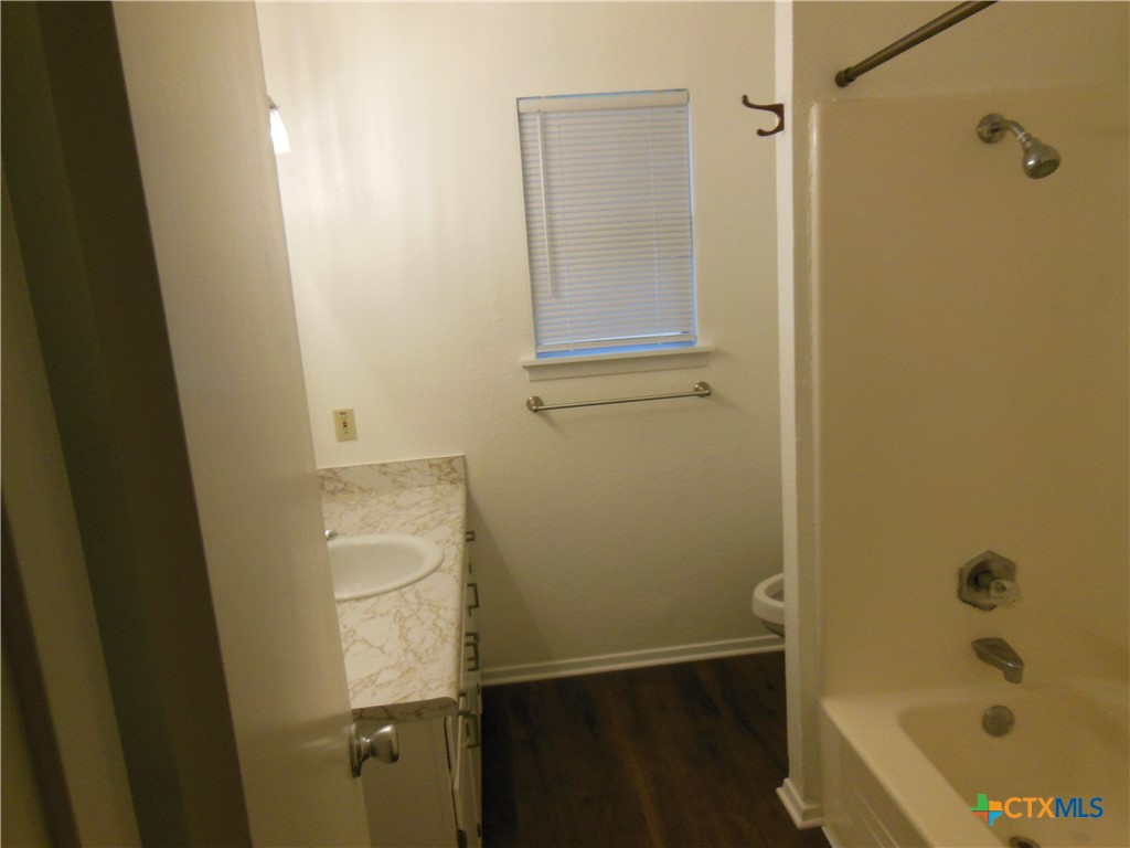 1022 Clover Circle Property Photo 8