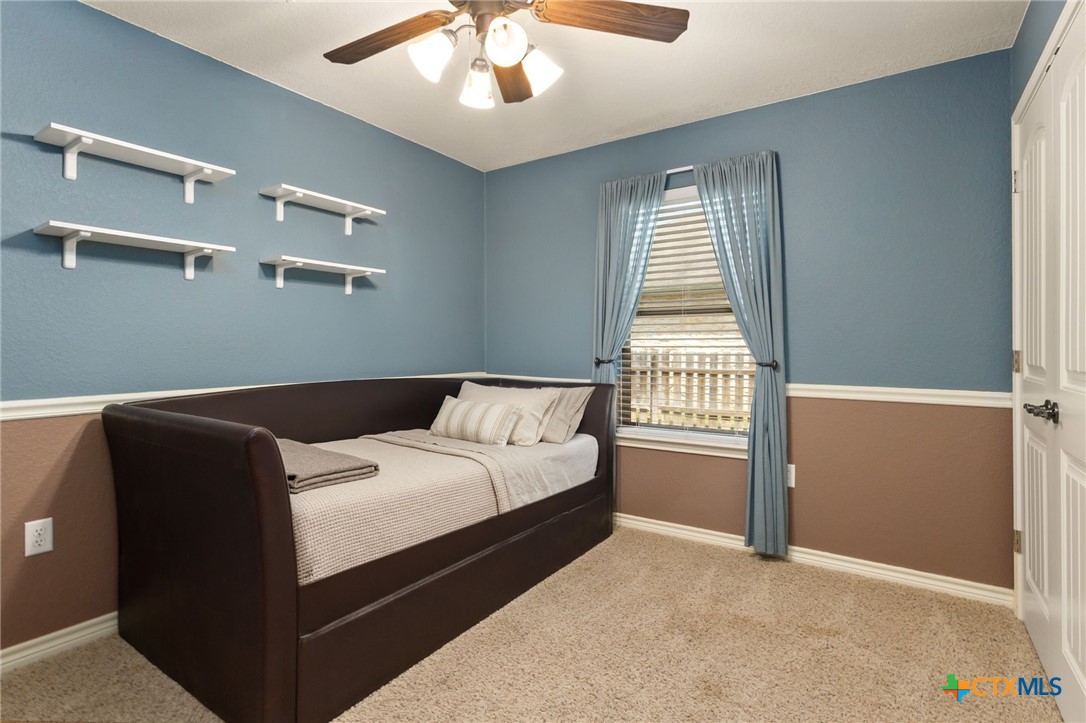 1353 Hunters Court Property Photo 17