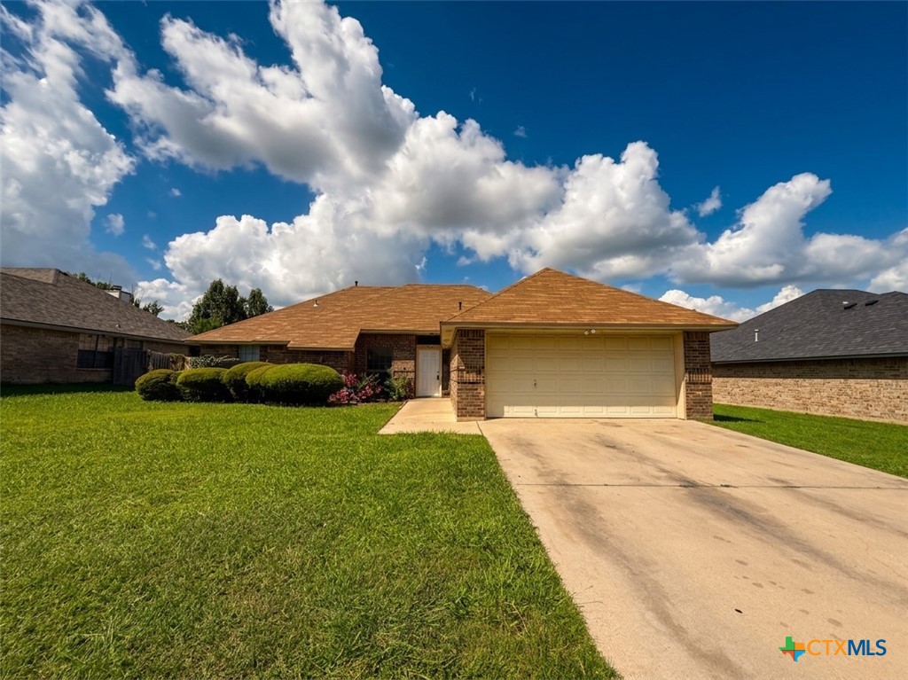 1815 Diana Lane Property Photo