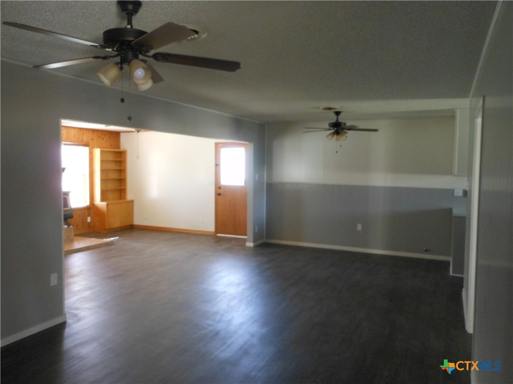 1441 Robin Lane Property Photo 2