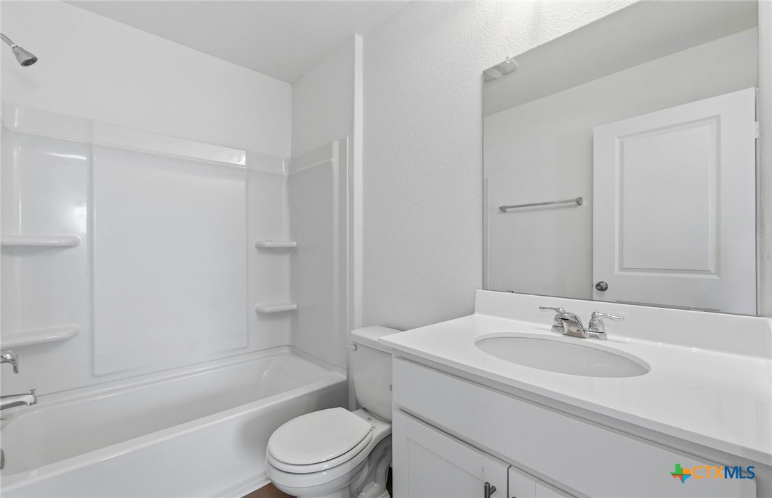 2813 Dimmit Drive Property Photo 20