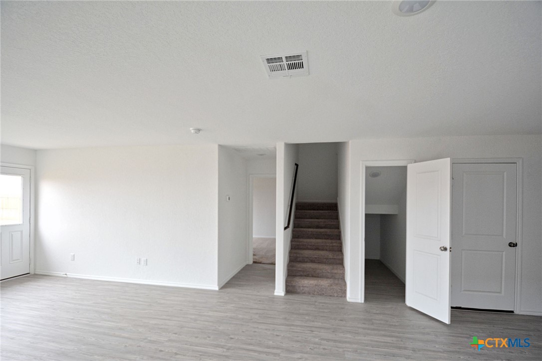 3812 Far Horizon Property Photo 9