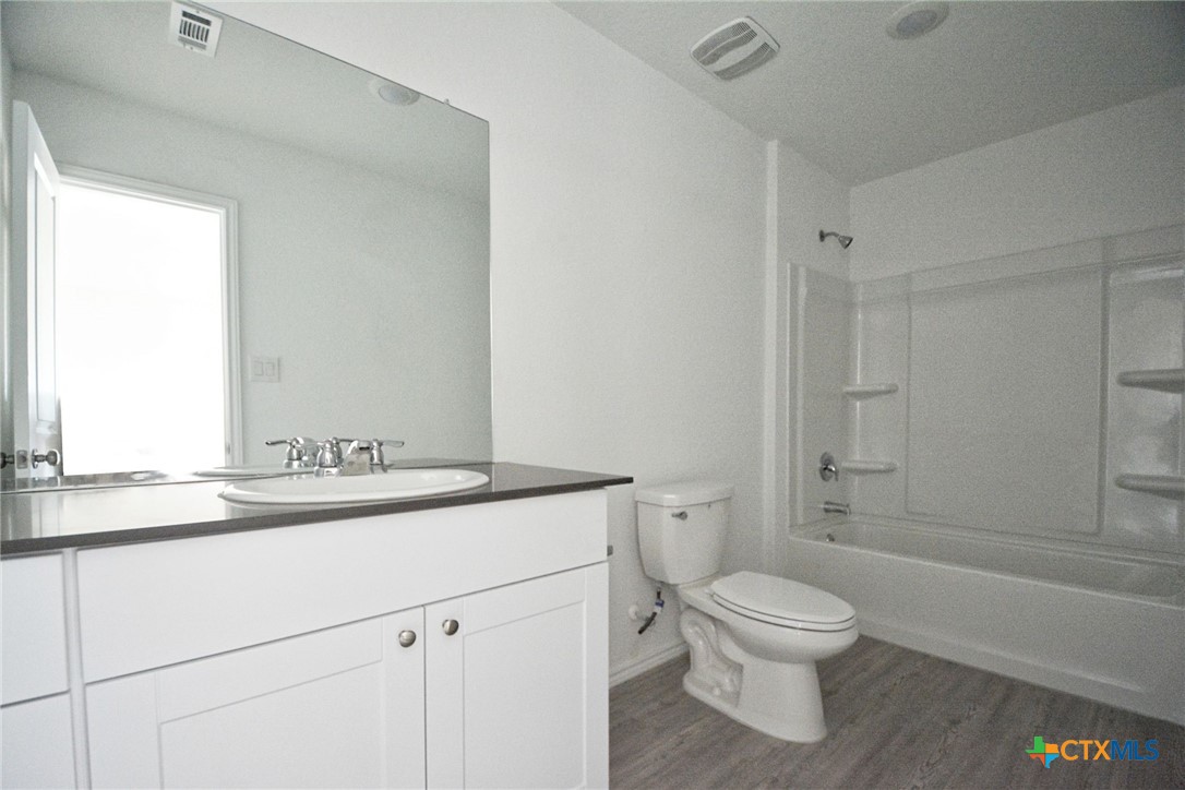 3812 Far Horizon Property Photo 14