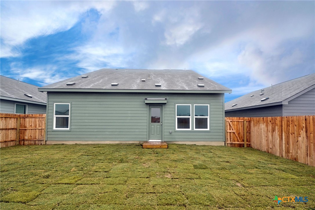 3812 Far Horizon Property Photo 24