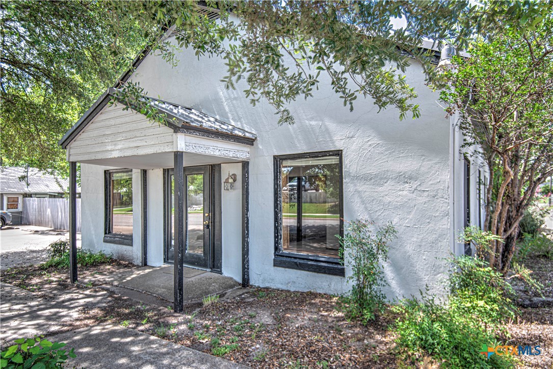 1509 Avenue J Property Photo 2